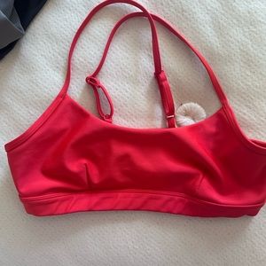 Alo yoga airlift intrigue bra
